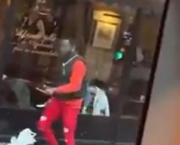 Un Guyanais neutralisé et grave blessé par balle par la police après une agression au couteau à Paris