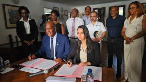 L'État et des élus ouvrent la voie à une évolution statutaire en Martinique