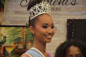 Miss World 2026 : dernier bain de foule à Paris pour Audrey Ho-Wen-Tsai avant son départ au Vietnam