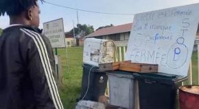 Blocage des écoles de Grand-Santi : les parents alertent sur un manque d’enseignants criant