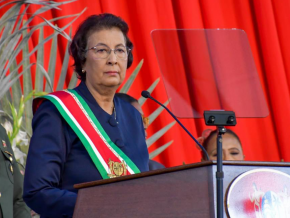 Jennifer Geerlings-Simons devient la première femme présidente du Suriname