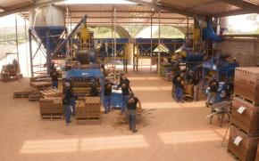 Grève illimitée à la Brique de Guyane : les salariés dénoncent des licenciements et des conditions de travail dégradées