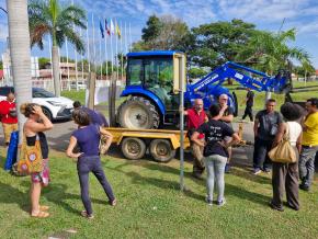 Les agriculteurs manifestent à nouveau devant la CTG pour réclamer leurs aides