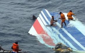 Crash du Rio-Paris : Airbus et Air France relaxés, les proches des victimes "écoeurés"